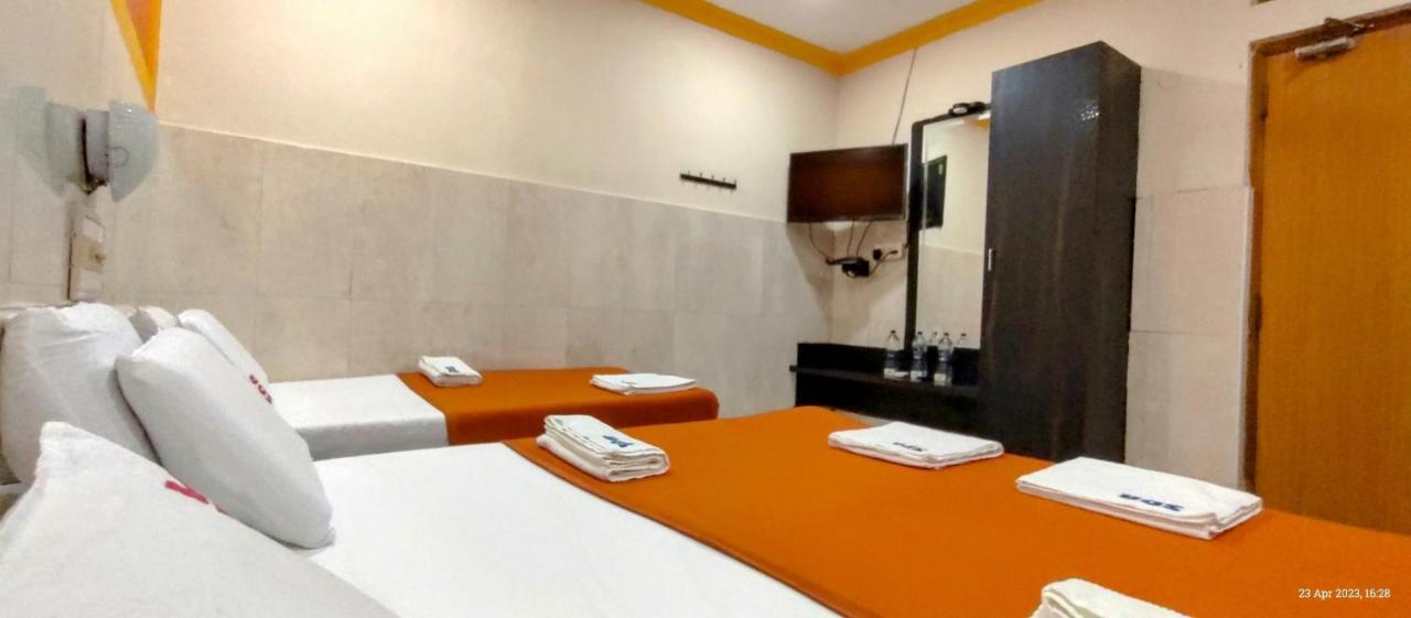 Inn Sarovara Deluxe