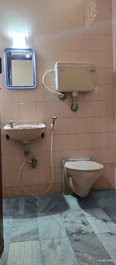 Inn Sarovara Deluxe *